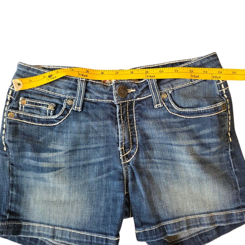BKE Kate Low Rise Denim Shorts Size 26 Y2K Thick Stitch Buckle Jeans - Picture 3 of 7